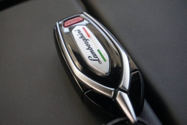 2023-lamborghini-urus-s-awd-4dr-suv (21)