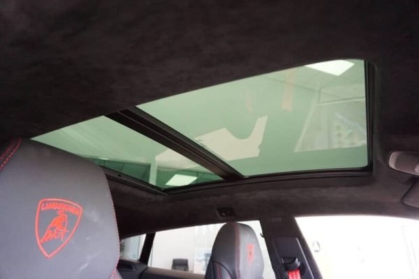 2023-lamborghini-urus-s-awd-4dr-suv (39)