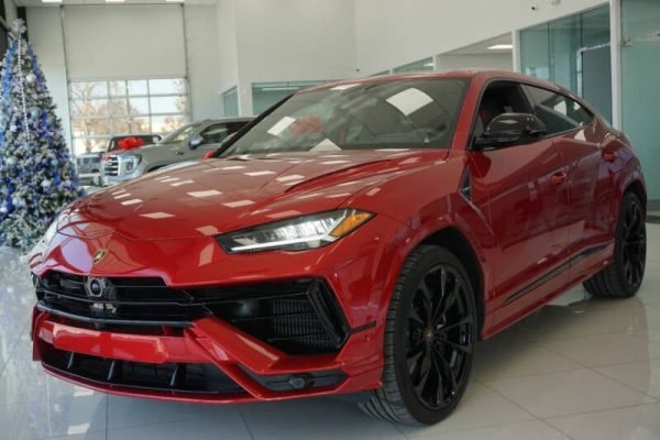 2023-lamborghini-urus-s-awd-4dr-suv