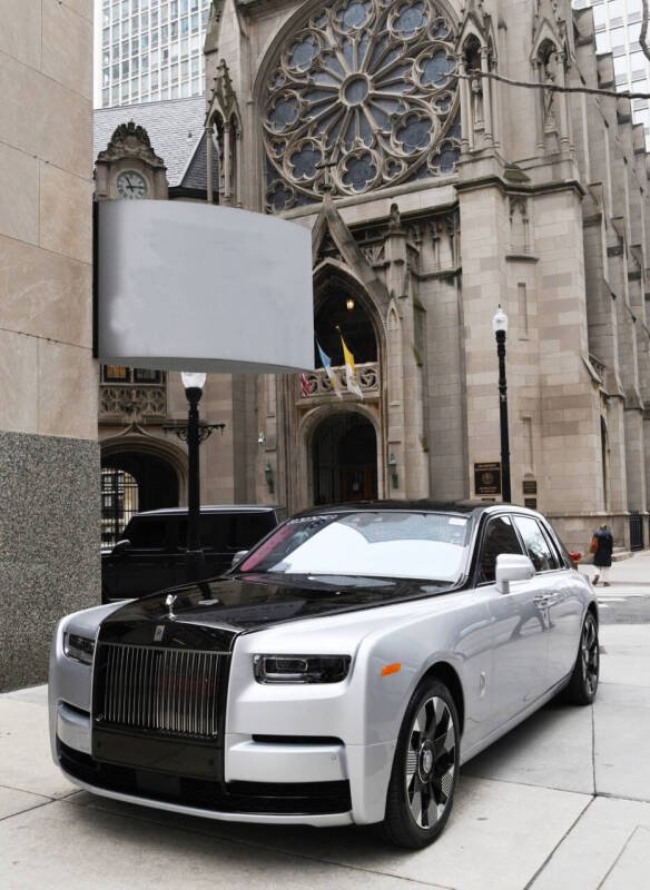 2024-rolls-royce-phantom-base-4dr-sedan