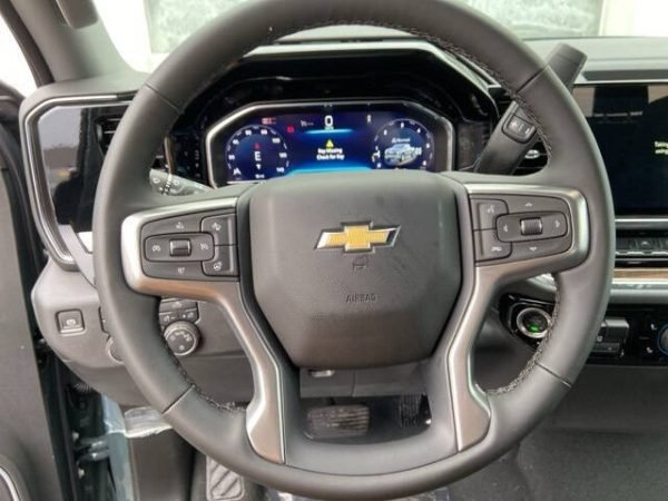 2025-chevrolet-silverado-1500-lt-4x4-4dr-crew-cab-5-8-ft-sb-w-2fl (13)
