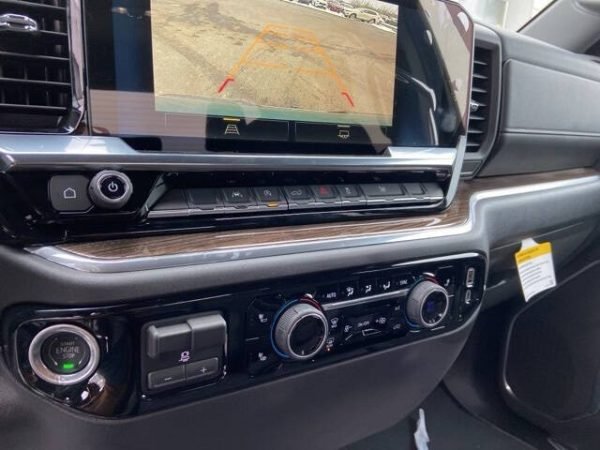 2025-chevrolet-silverado-1500-lt-4x4-4dr-crew-cab-5-8-ft-sb-w-2fl (17)