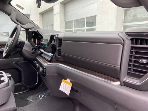 2025-chevrolet-silverado-1500-lt-4x4-4dr-crew-cab-5-8-ft-sb-w-2fl (22)