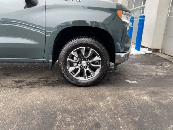 2025-chevrolet-silverado-1500-lt-4x4-4dr-crew-cab-5-8-ft-sb-w-2fl (9)